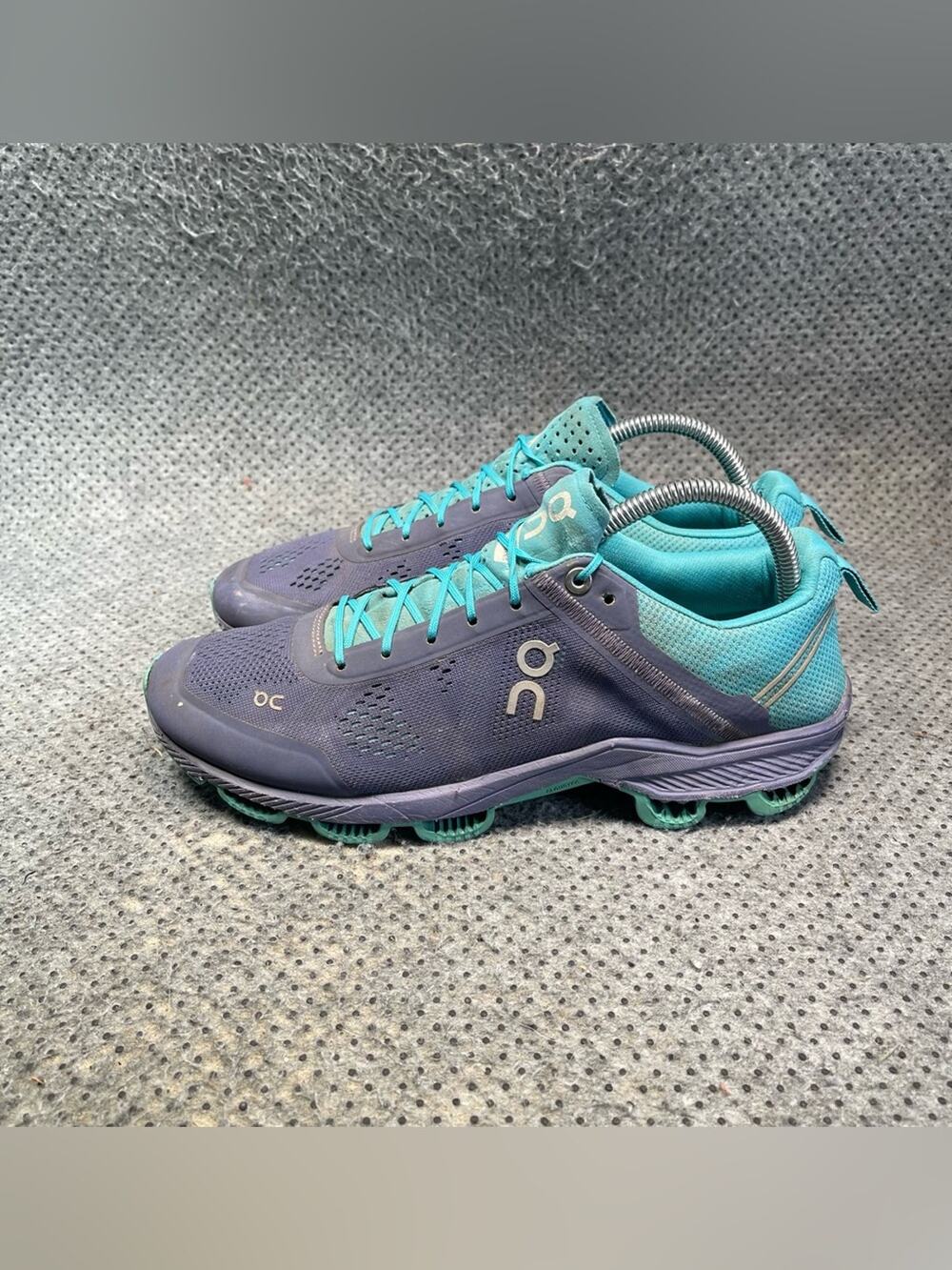 On Cloud Cloudflyer Purple Blue Running Shoes Size 9.5 Women’s